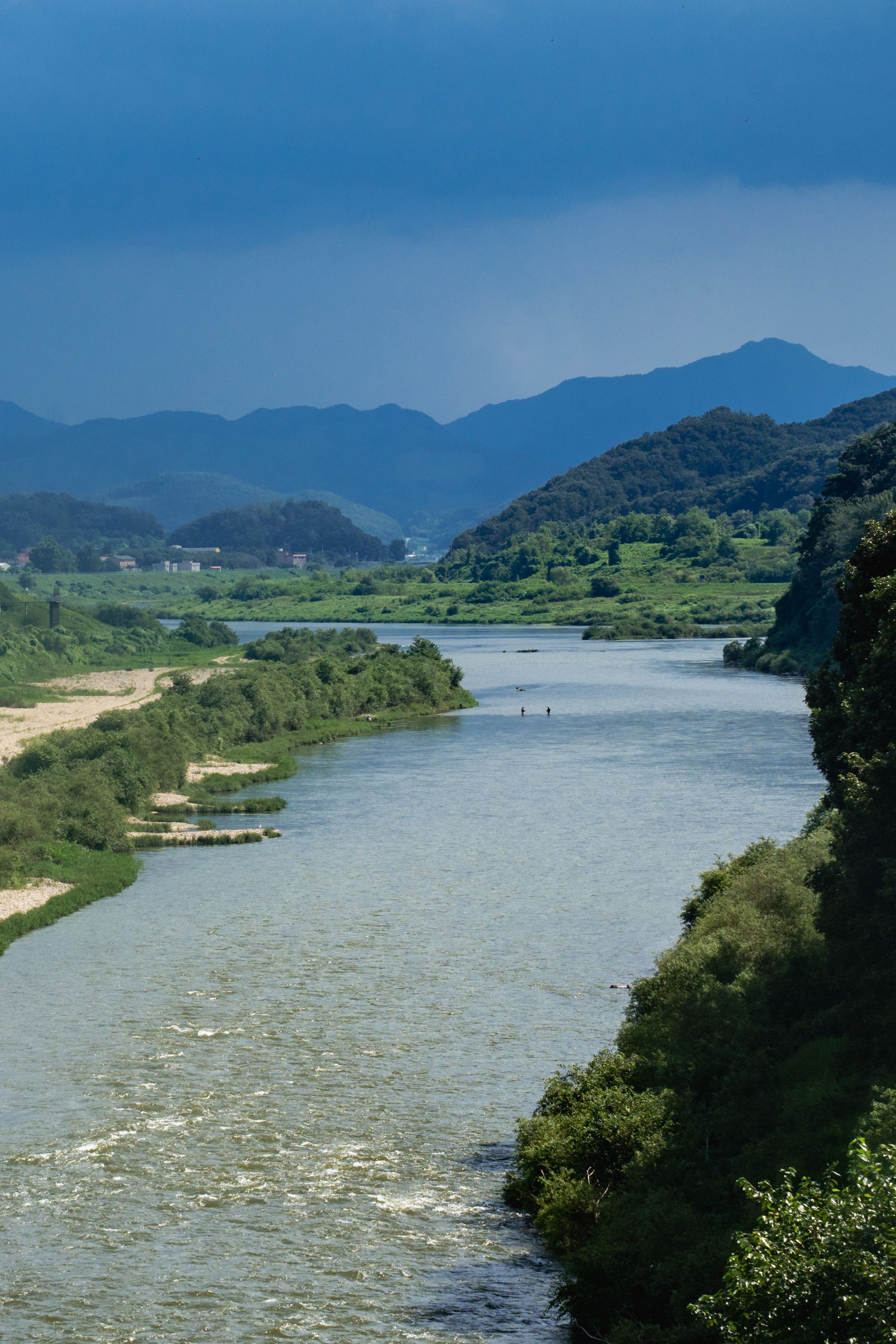 Image 62 from album: "south-korea""