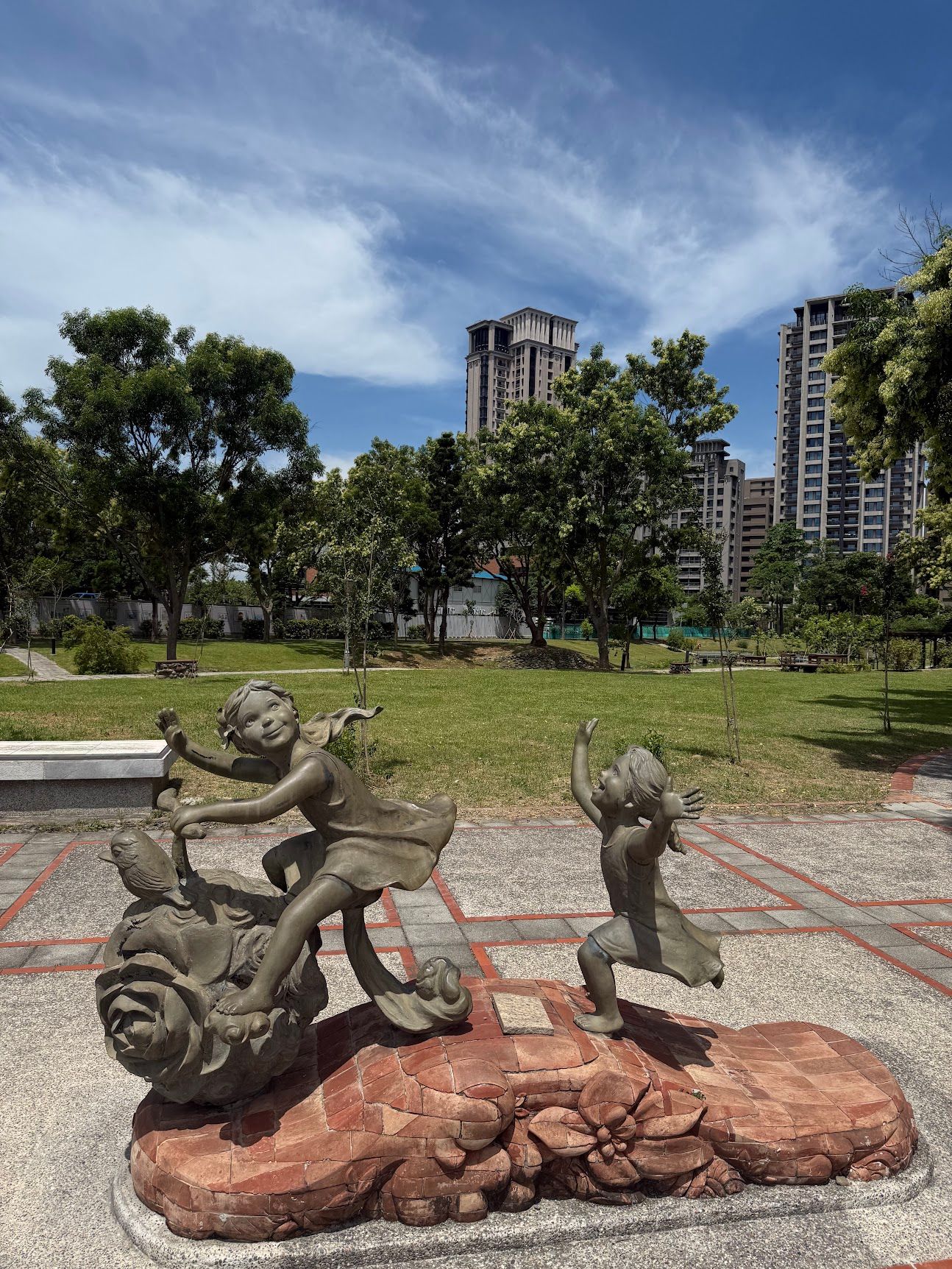 Image 16 from album: "taiwan""