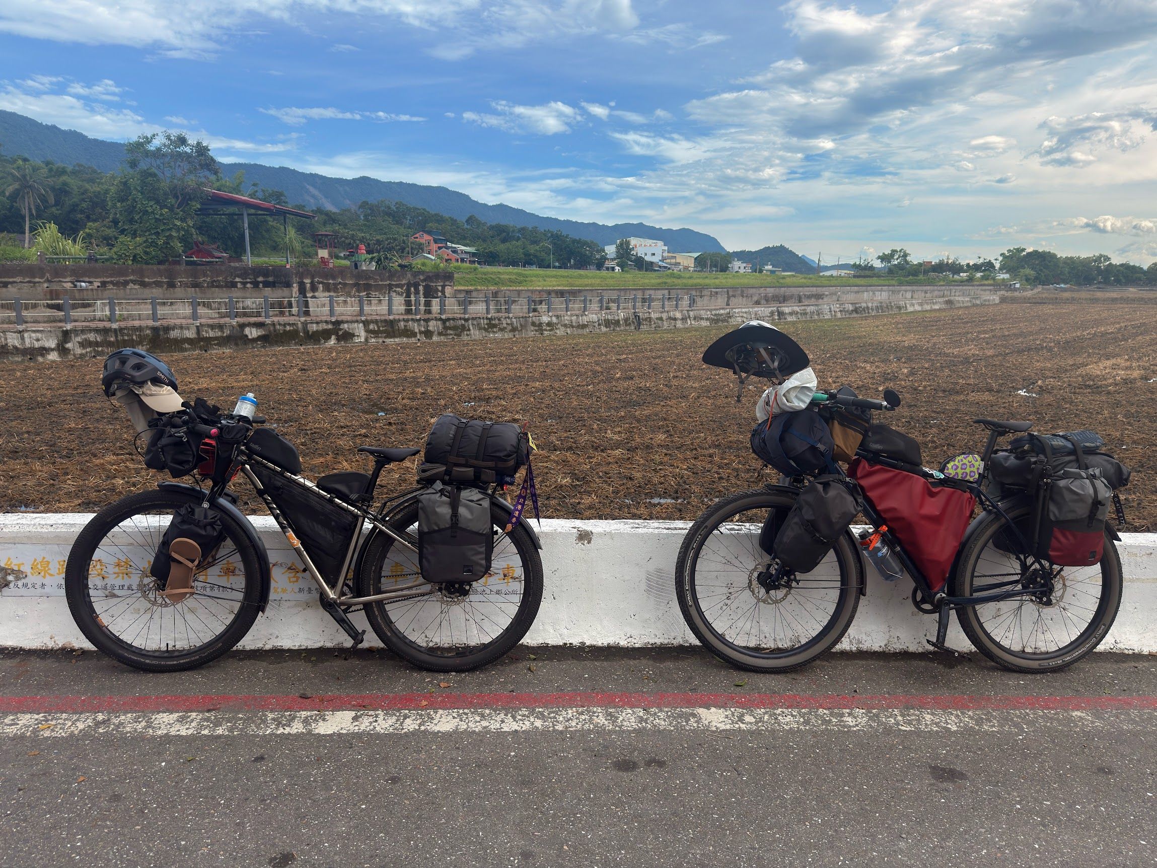 Image 32 from album: "taiwan""